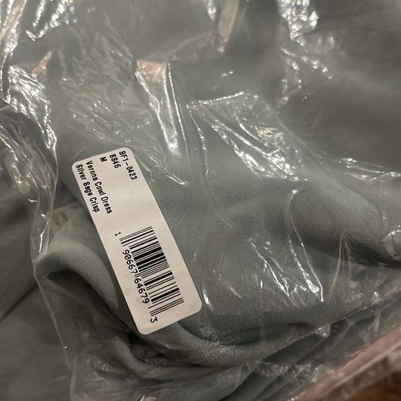 Show Me Your Mumu Verona Cowl Dress Silver Sage Crisp NWT - Picture 6 of 7